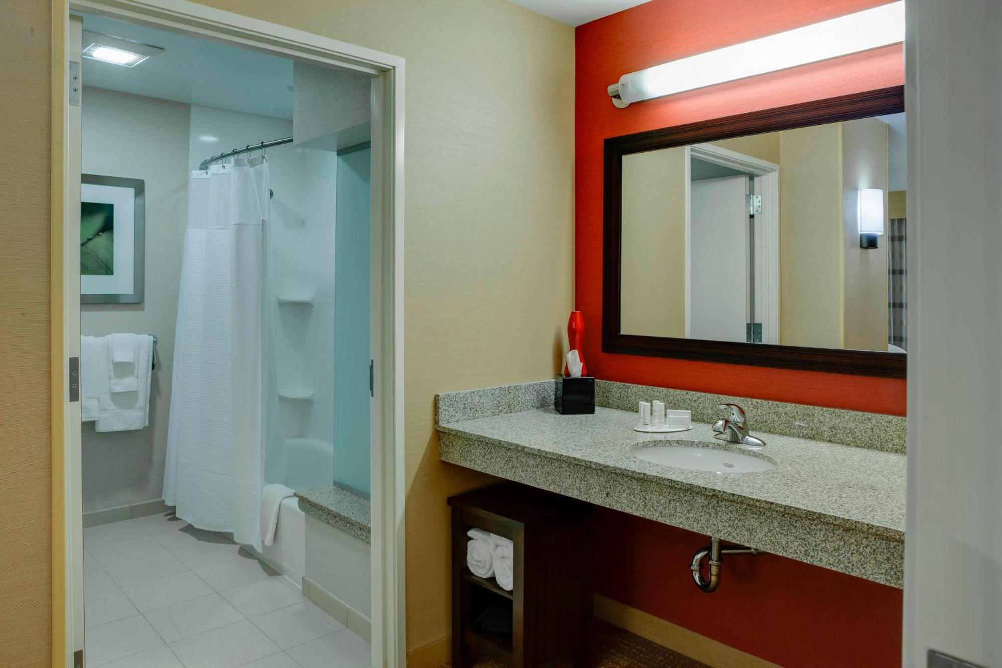Courtyard By Marriott Indianapolis Noblesville Exterior photo