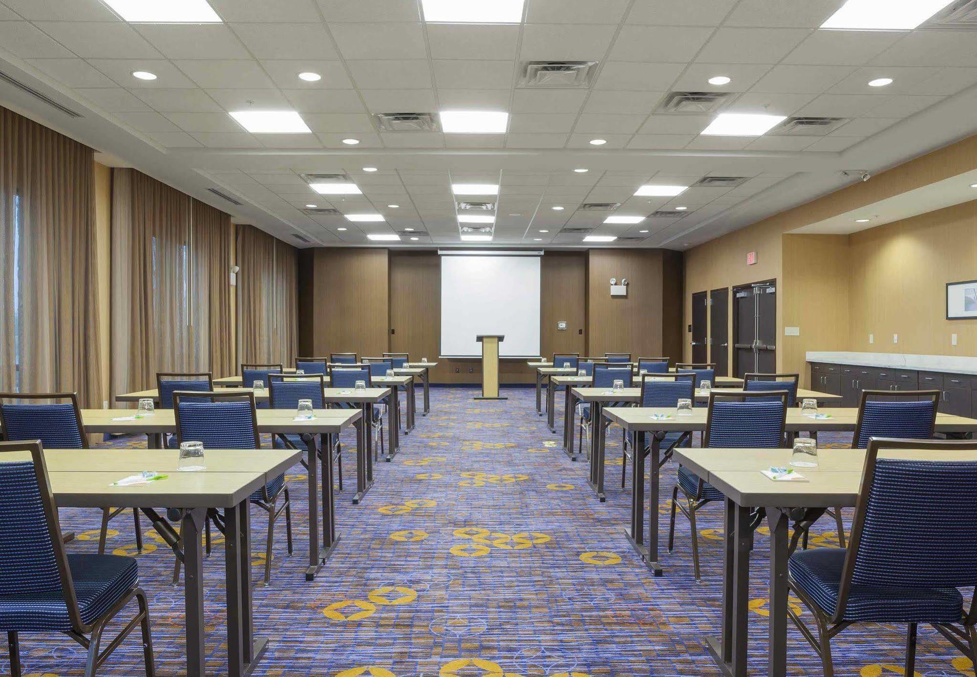 Courtyard By Marriott Indianapolis Noblesville Exterior photo